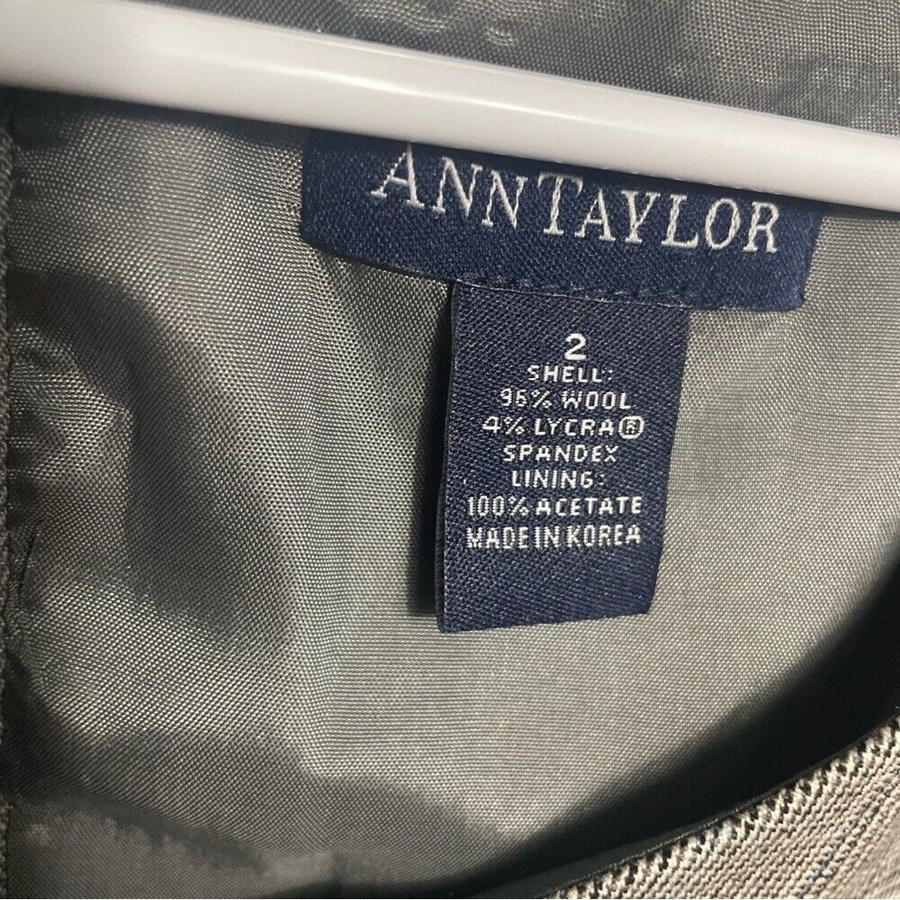 Ann Taylor Vintage SleevelessV Neck Micro Houndstooth Wool Dress Gray‎ size 2 - Picture 8 of 8